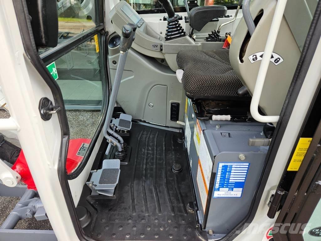 Takeuchi TB 216 Mini Escavadoras <7t