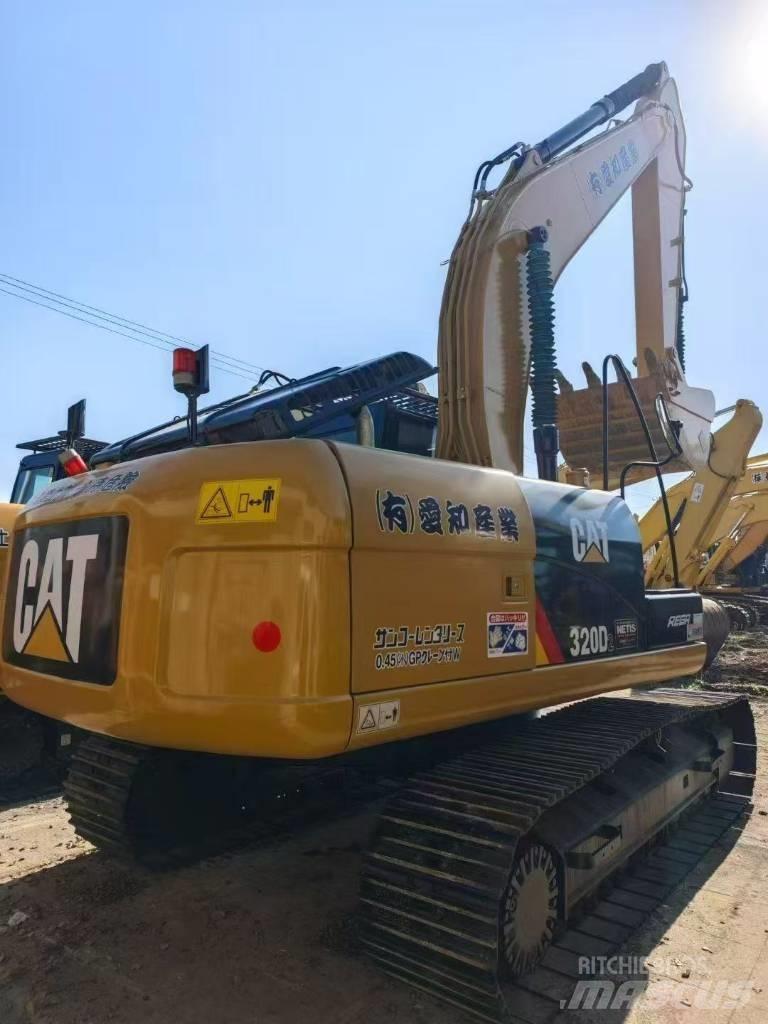 CAT 320 D Escavadoras de rastos