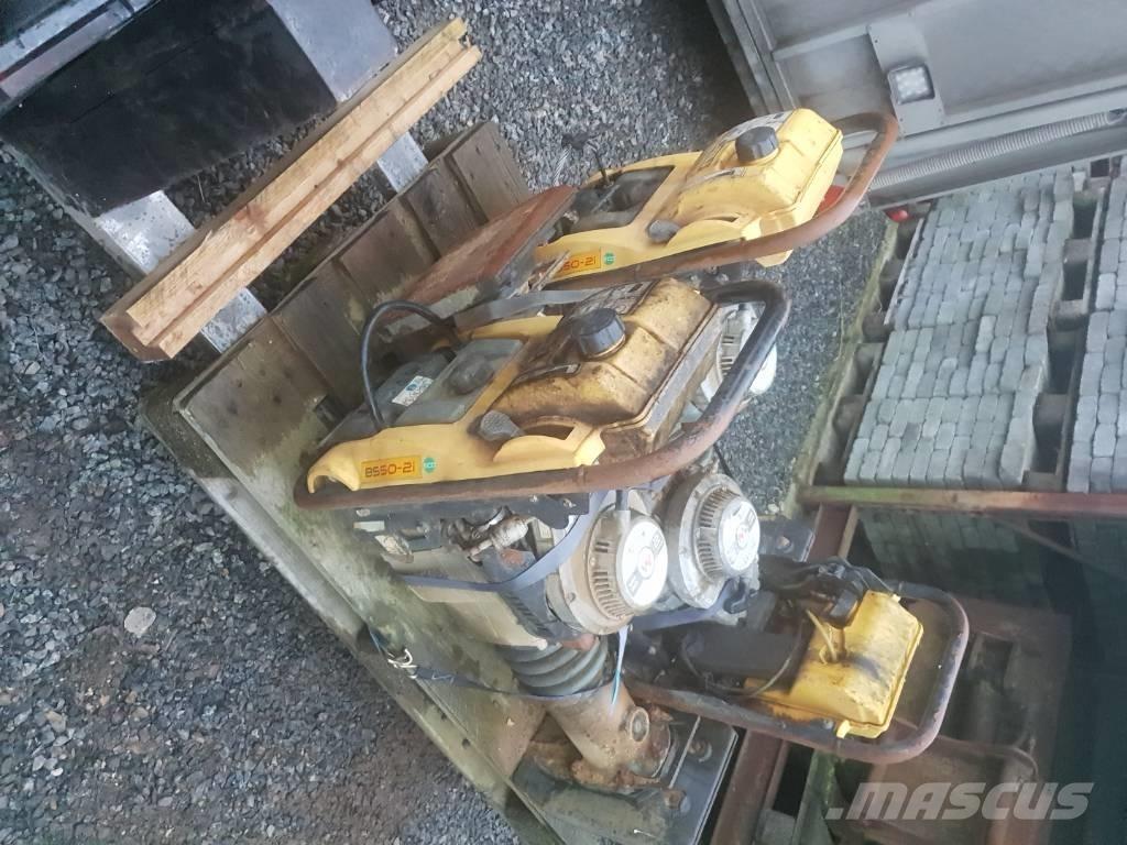 Wacker BS50-2i Saltitões