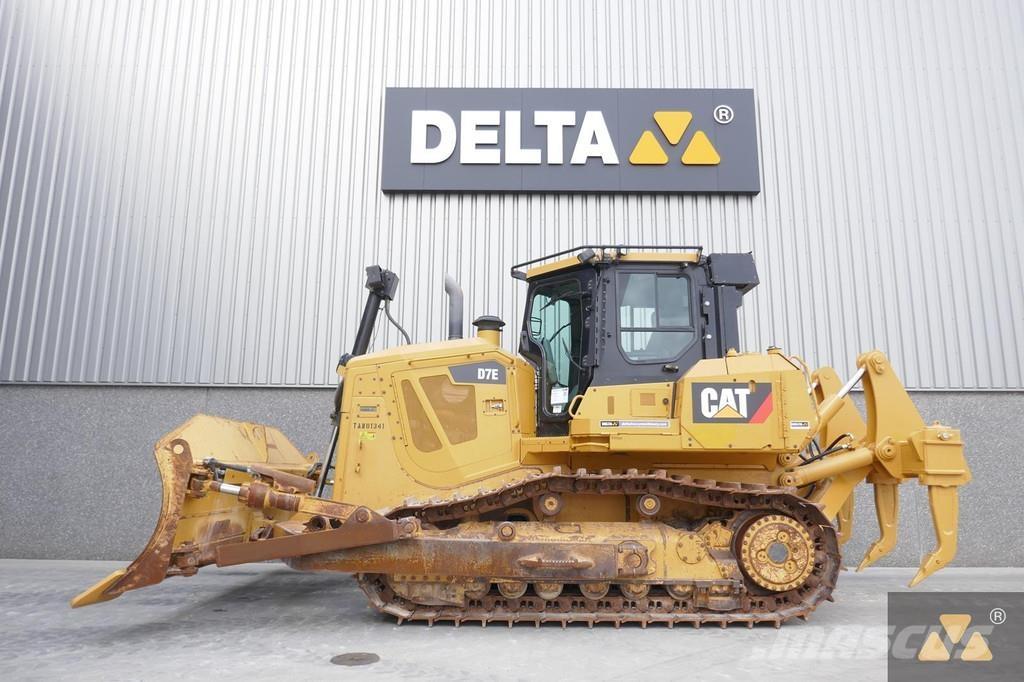 CAT D7E Dozers - Tratores rastos