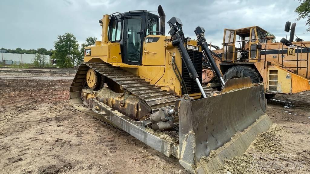 CAT D 6 D LGP Dozers - Tratores rastos