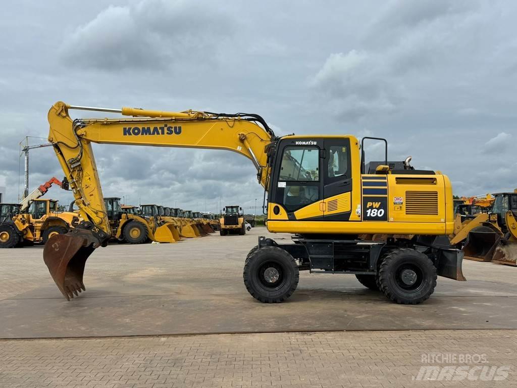 Komatsu PW180-11 Escavadoras de rodas