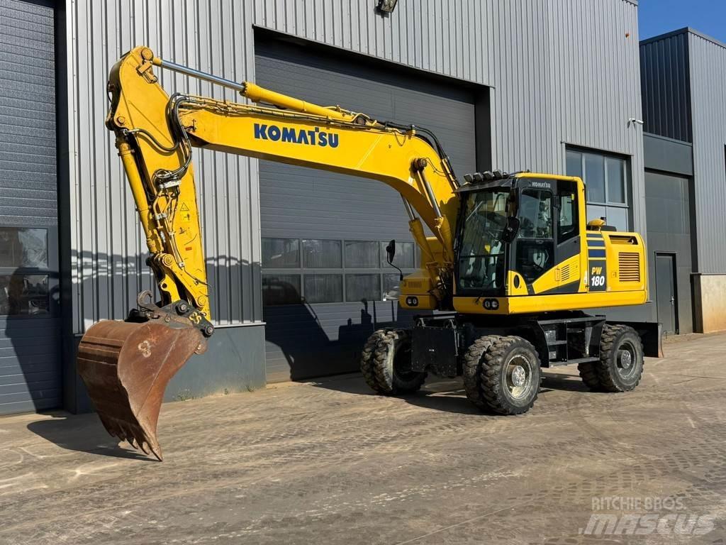 Komatsu PW180-11 Escavadoras de rodas