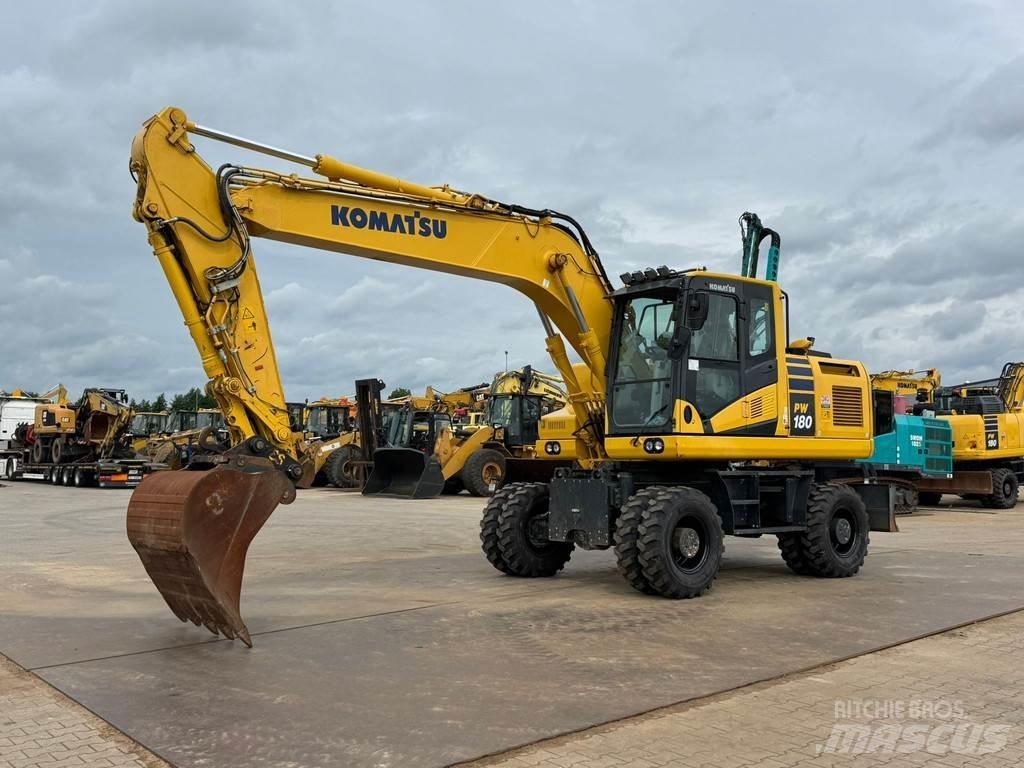 Komatsu PW180-11 Escavadoras de rodas