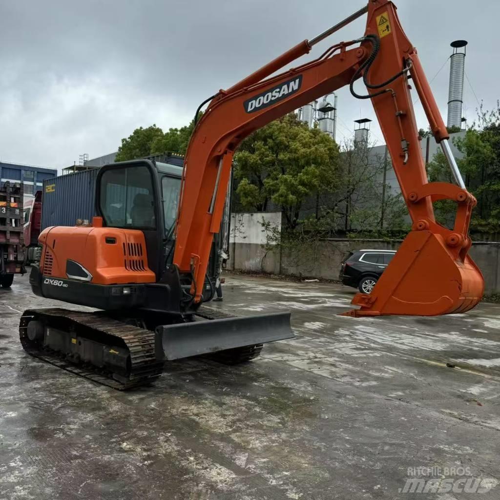 Doosan DX 60-9 C Mini Escavadoras <7t