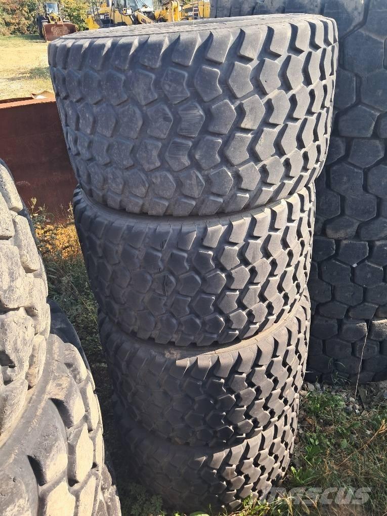 Aeolus 600/50R22.5 Pneus, Rodas e Jantes