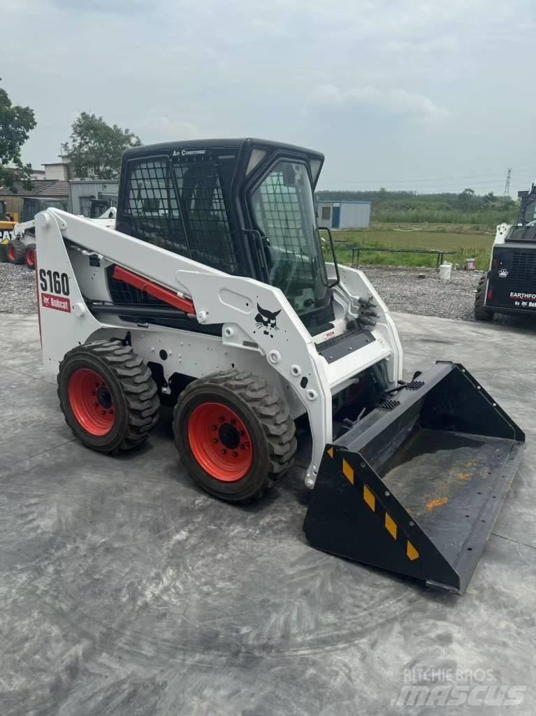 Bobcat S 160 Carregadoras de direcção deslizante