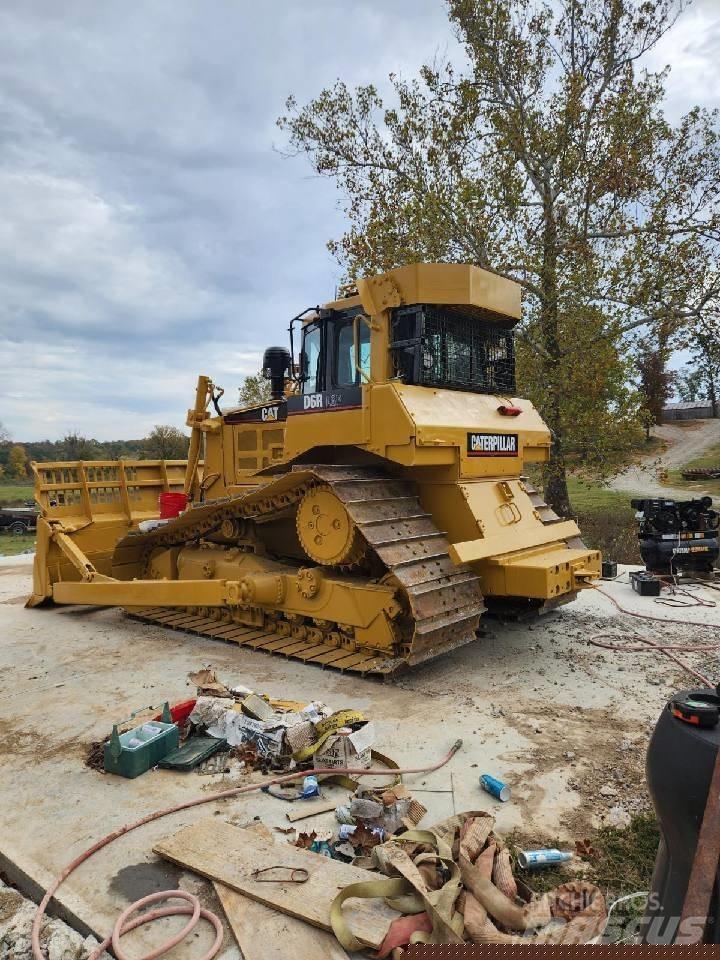 CAT D 6 R Dozers - Tratores rastos