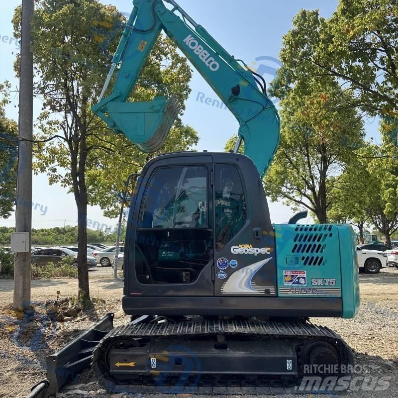 Kobelco SK75 Escavadoras de rastos