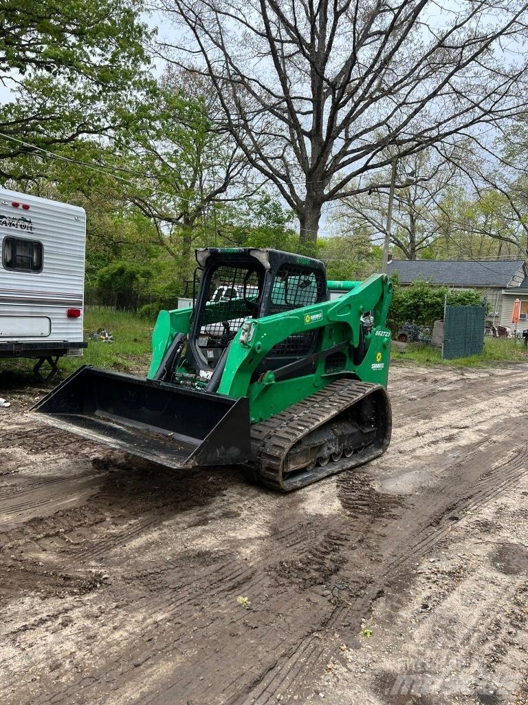 Bobcat T740 Carregadoras de direcção deslizante