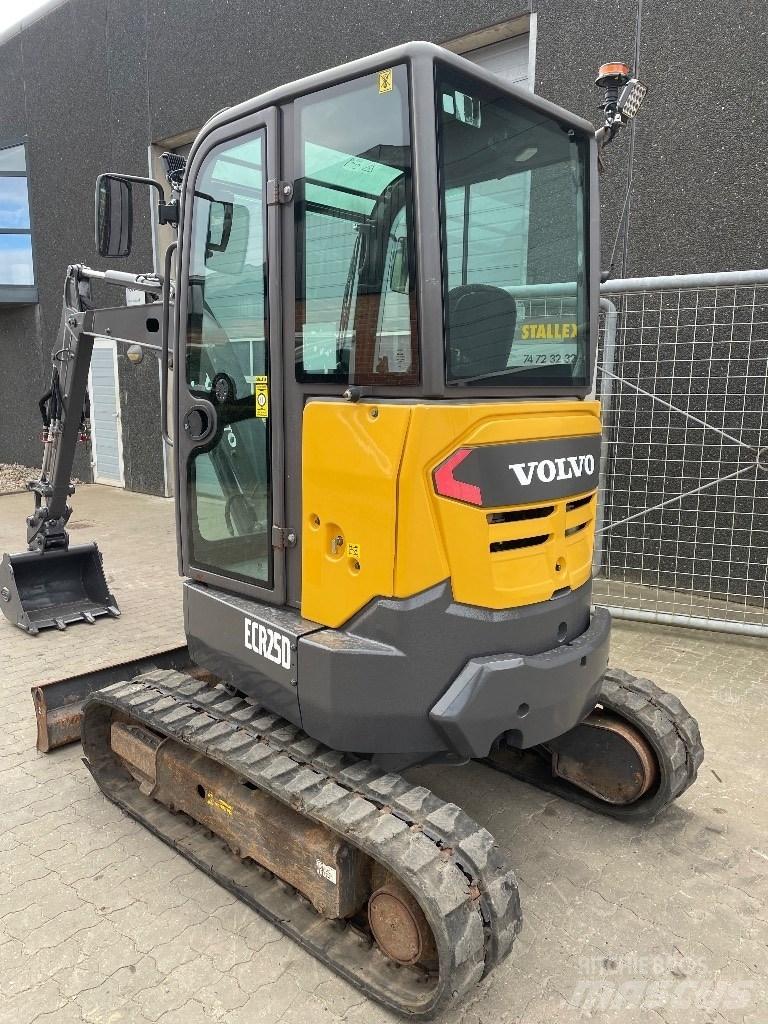 Volvo ECR25D Mini Escavadoras <7t