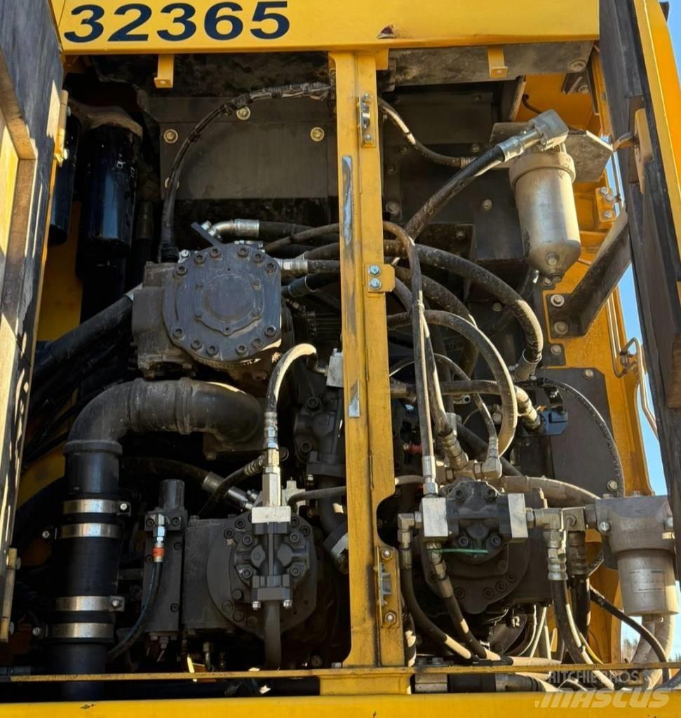 Komatsu PC 1250 -11EO Escavadoras de rastos