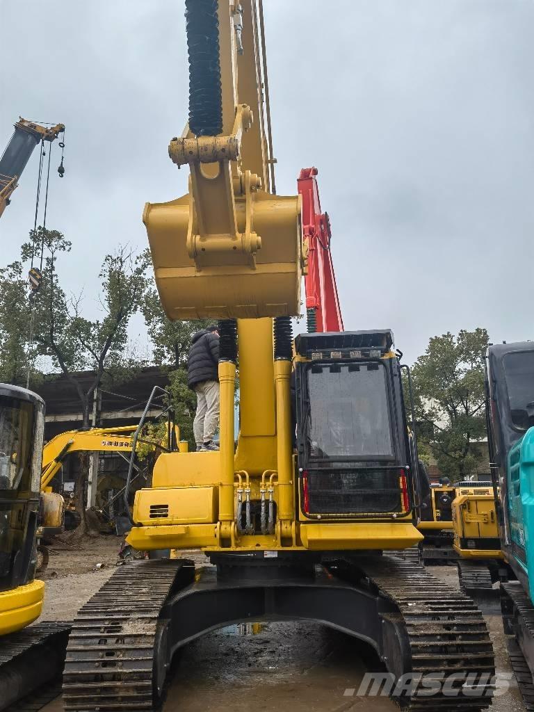 Komatsu PC 220-8 Escavadoras de rastos