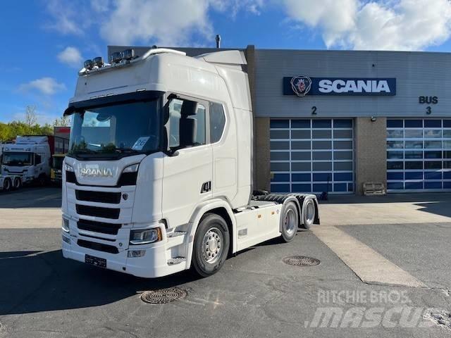 Scania R 590 Tractores (camiões)
