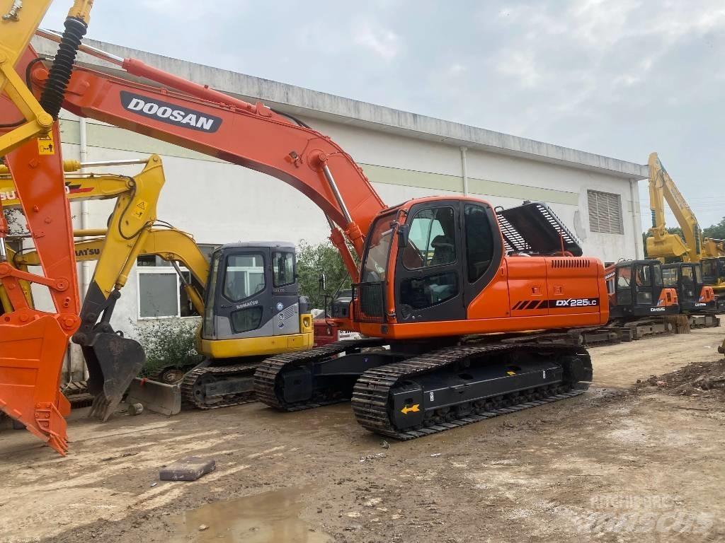 Doosan DX225LC Escavadoras de rastos