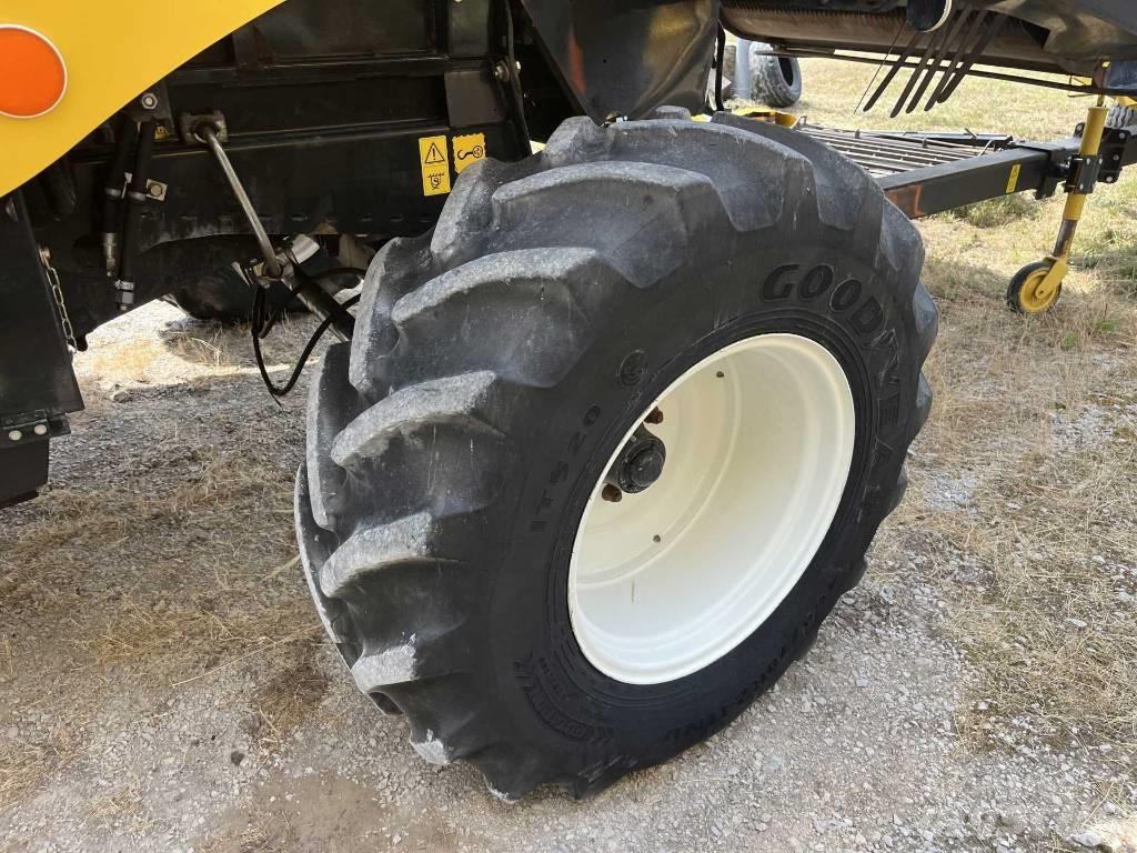 New Holland CSX 7080 Ceifeiras debulhadoras
