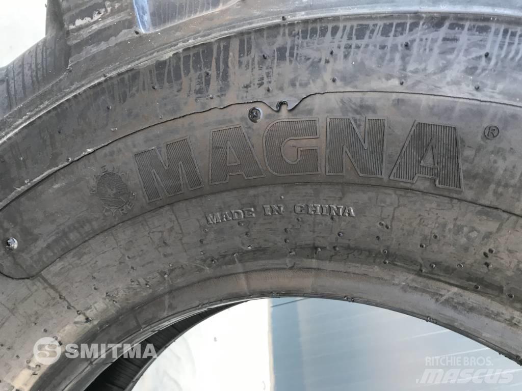 Magna 1400 x 24 Pneus, Rodas e Jantes