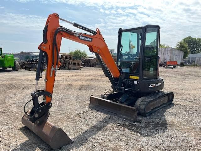 Doosan DX 27 Z Mini Escavadoras <7t