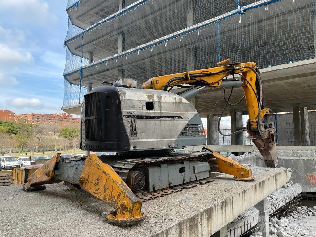 Brokk 330 Diesel Escavadoras de demolição