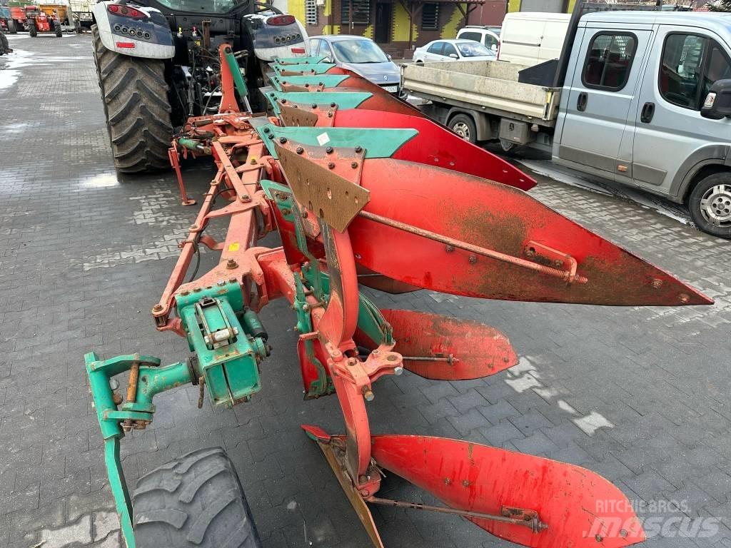 Kverneland EG100 Charruas convencionais