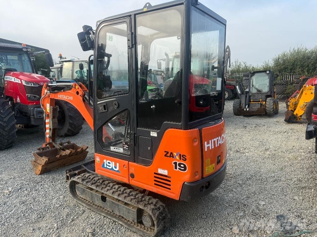 Hitachi ZX 19-5 Mini Escavadoras <7t