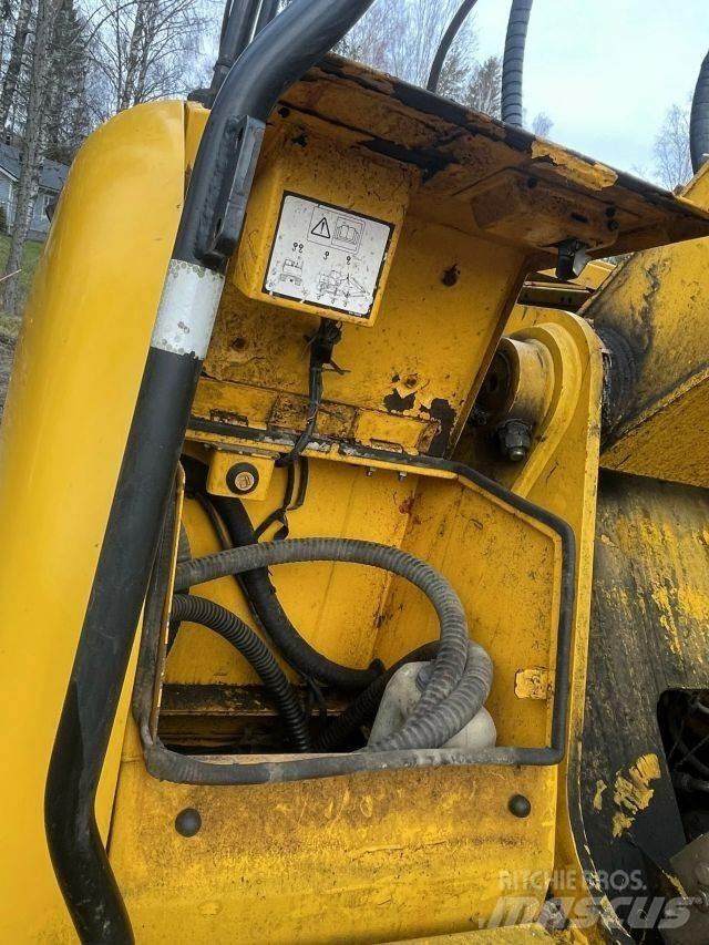 JCB JS 200 LC Escavadoras de rastos