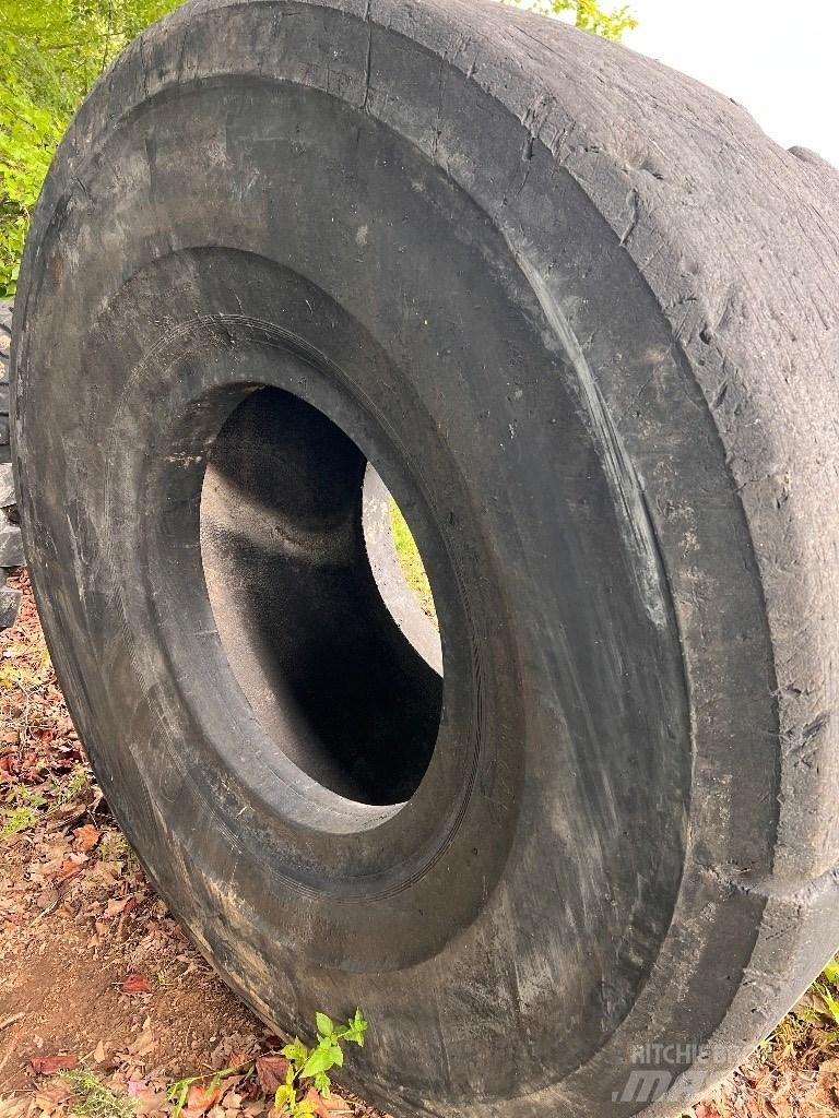  65/35X33 Firestone Pneus, Rodas e Jantes