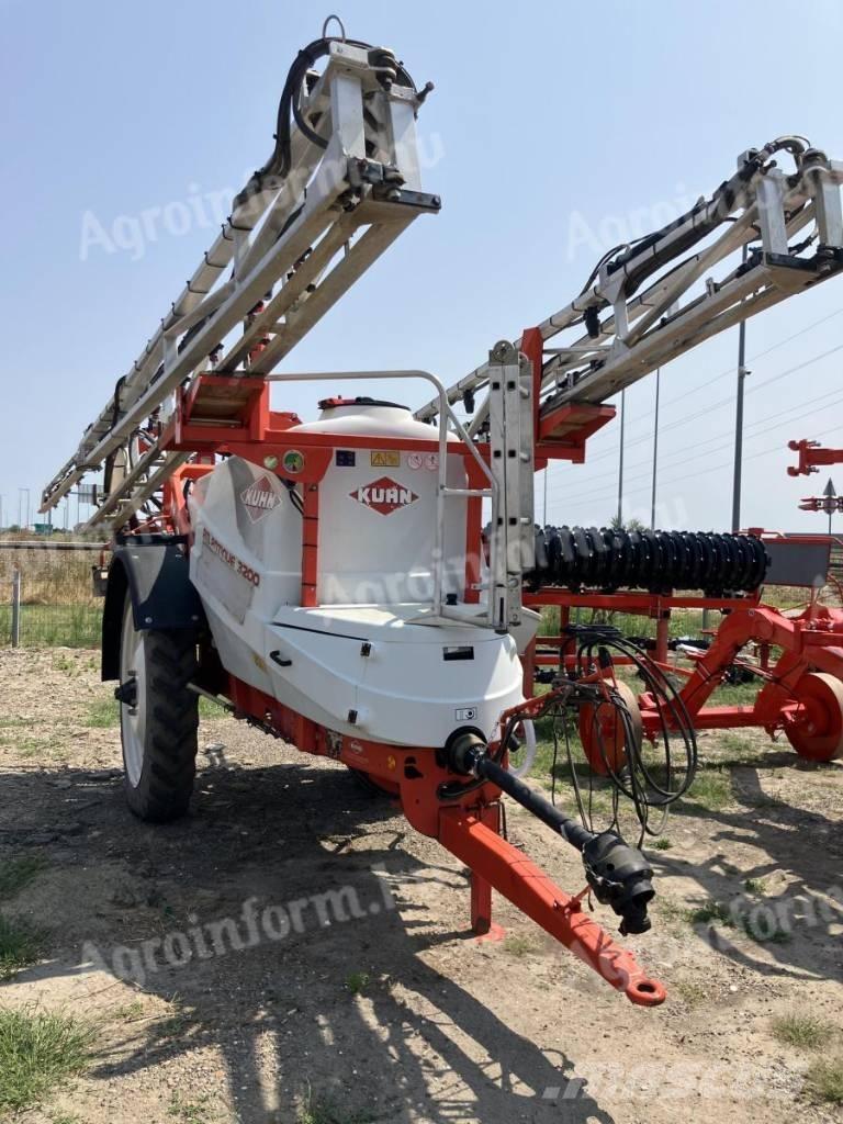Kuhn Atlantique 3200 Pulverizadores rebocados