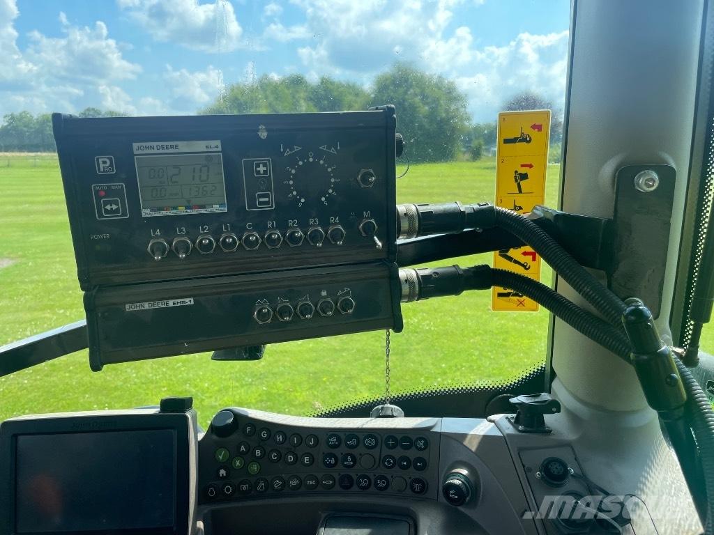 John Deere 732 Pulverizadores rebocados
