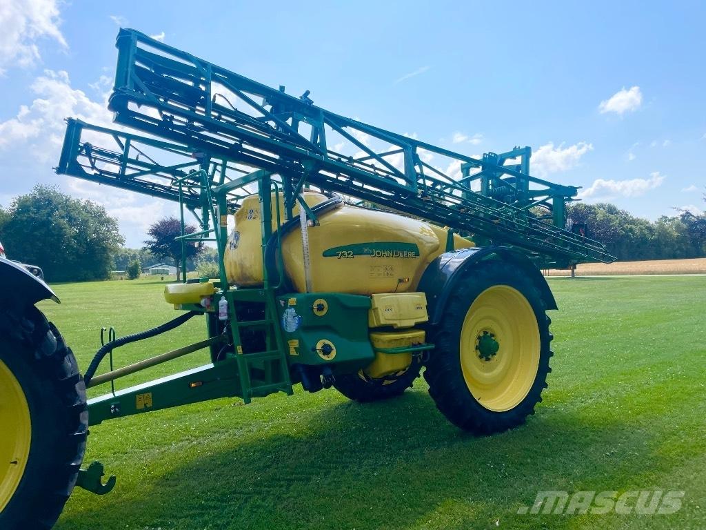 John Deere 732 Pulverizadores rebocados
