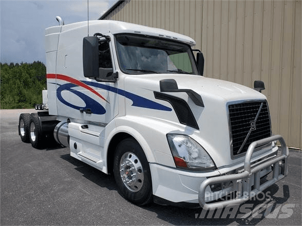 Volvo VNL64T630 Tractores (camiões)