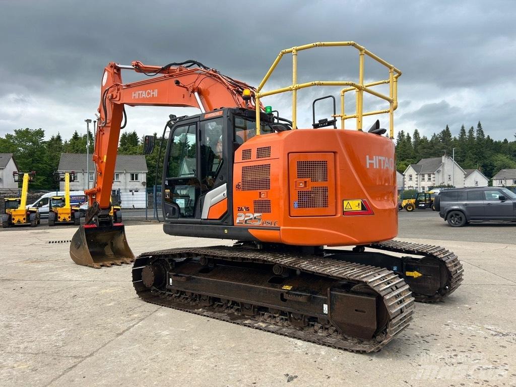 Hitachi ZX225 USLC-7 Escavadoras de rastos