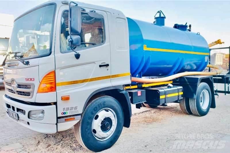 Hino 500 1326 Outros Camiões