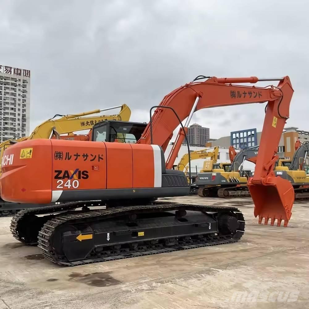 Hitachi ZX 240 Escavadoras de rastos