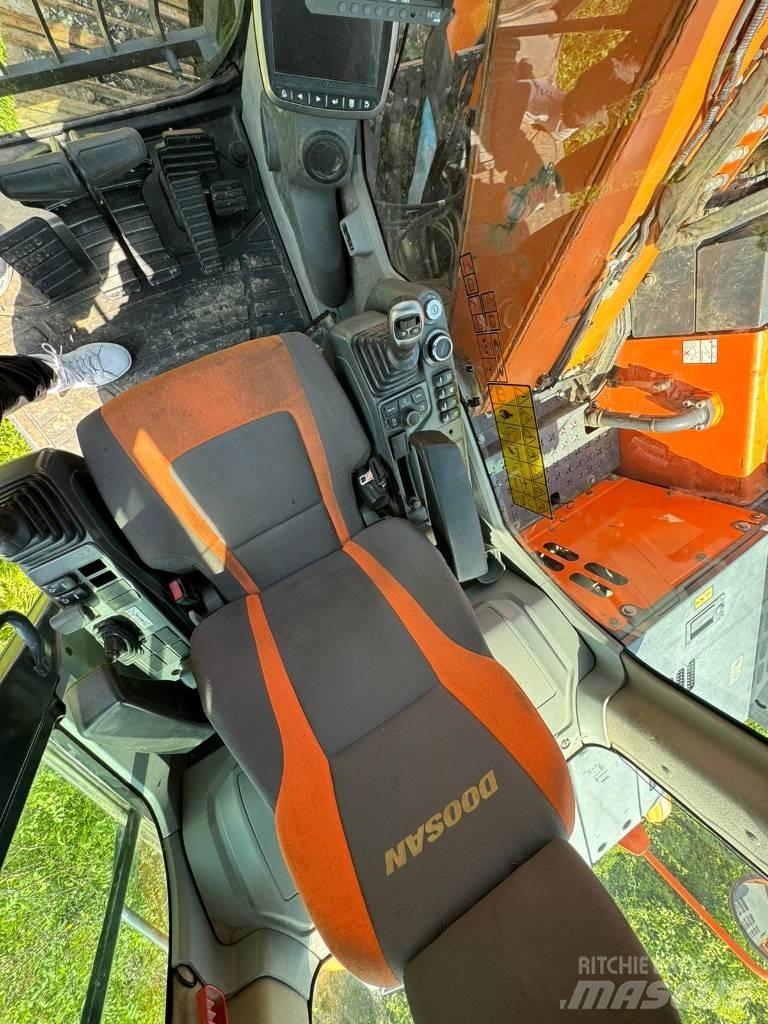 Doosan DX 140 LCR Escavadoras de rastos