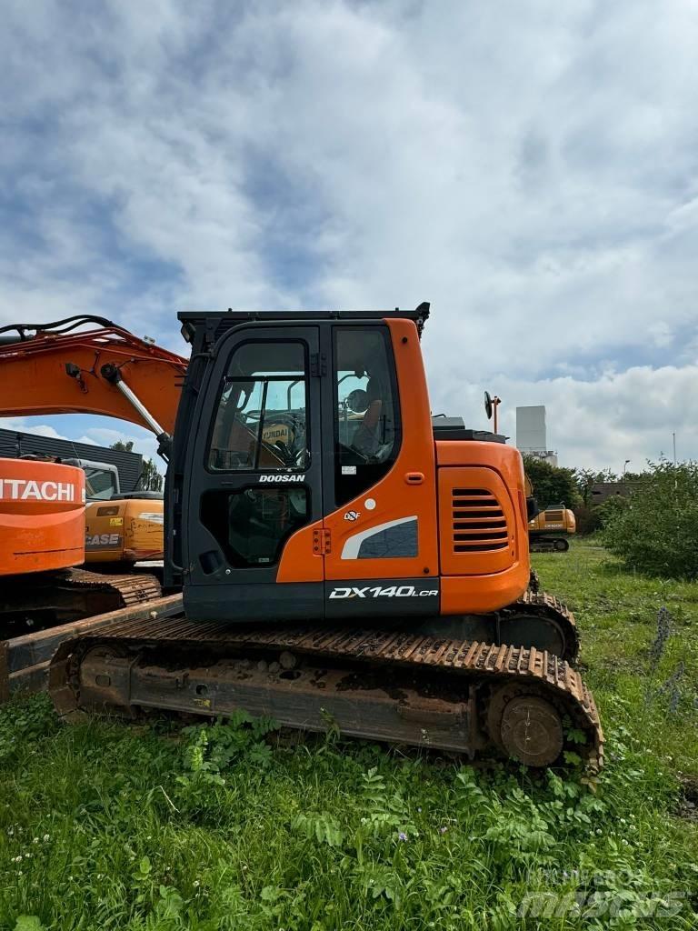 Doosan DX 140 LCR Escavadoras de rastos