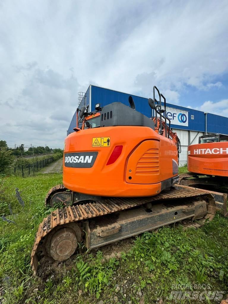 Doosan DX 140 LCR Escavadoras de rastos