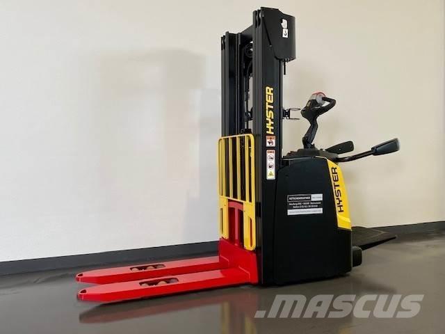 Hyster S1.6SIL Empilhador para operador externo