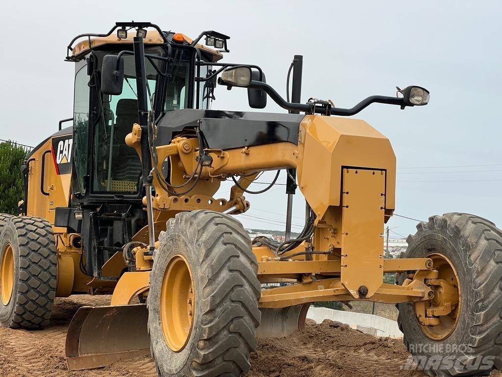 CAT 120 M Motoniveladoras
