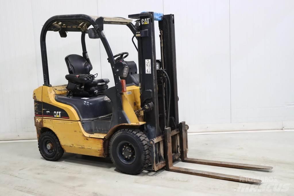 CAT DP18N Empilhadores Diesel