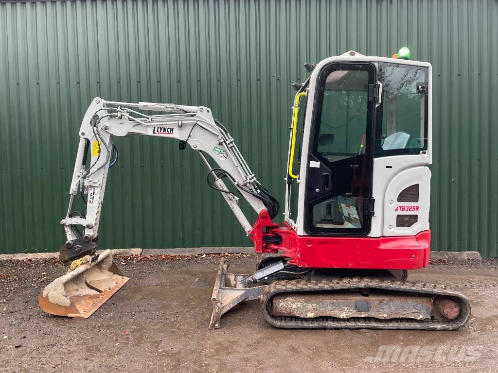 Takeuchi TB 325 R Mini Escavadoras <7t