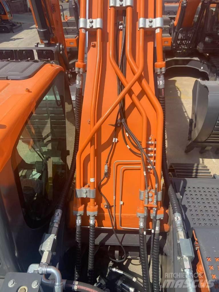 Develon DX 400 Escavadoras de rastos