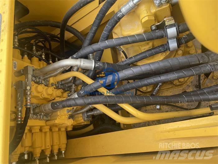 Komatsu PC 240 -8 Escavadoras de rastos
