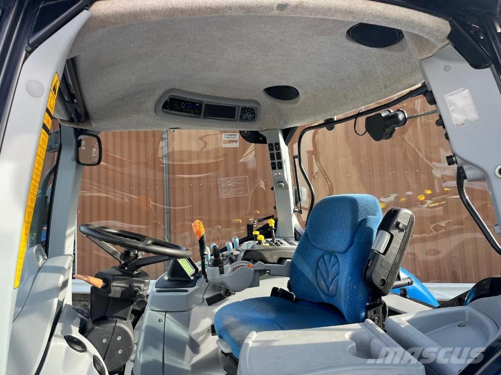 New Holland T7060 Tratores Agrícolas usados