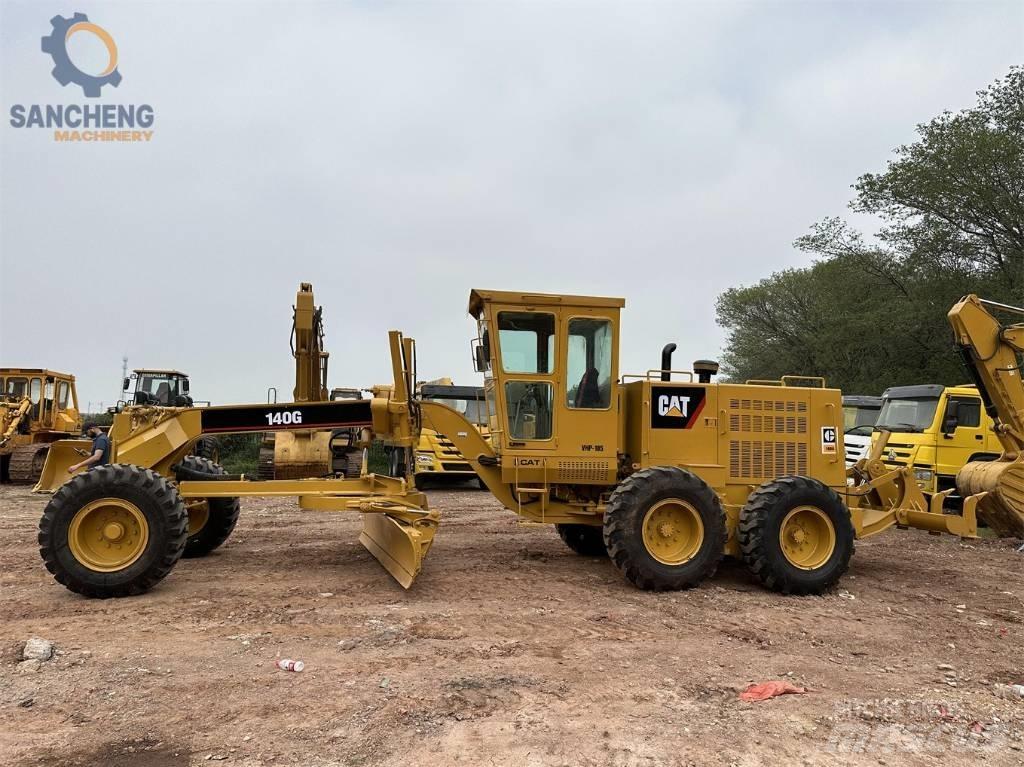 CAT 140 G Motoniveladoras