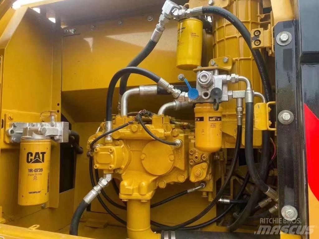 CAT 320 D Escavadoras de rastos