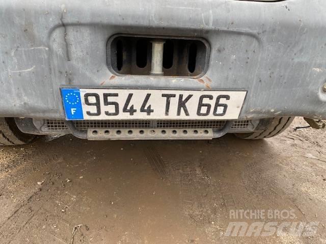 Renault Kerax 380 Camiões basculantes