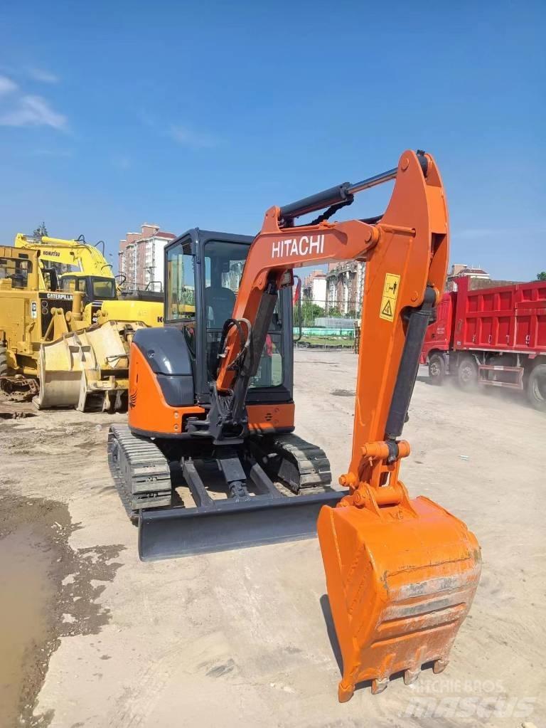 Hitachi ZX35-5A Mini Escavadoras <7t