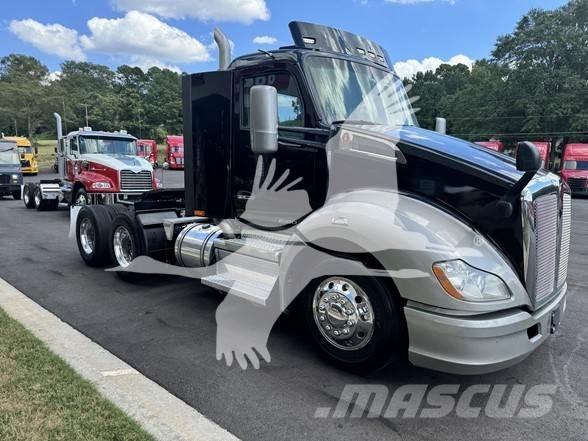 Kenworth T680 Tractores (camiões)