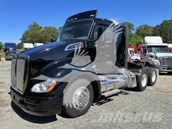 Kenworth T680 Tractores (camiões)